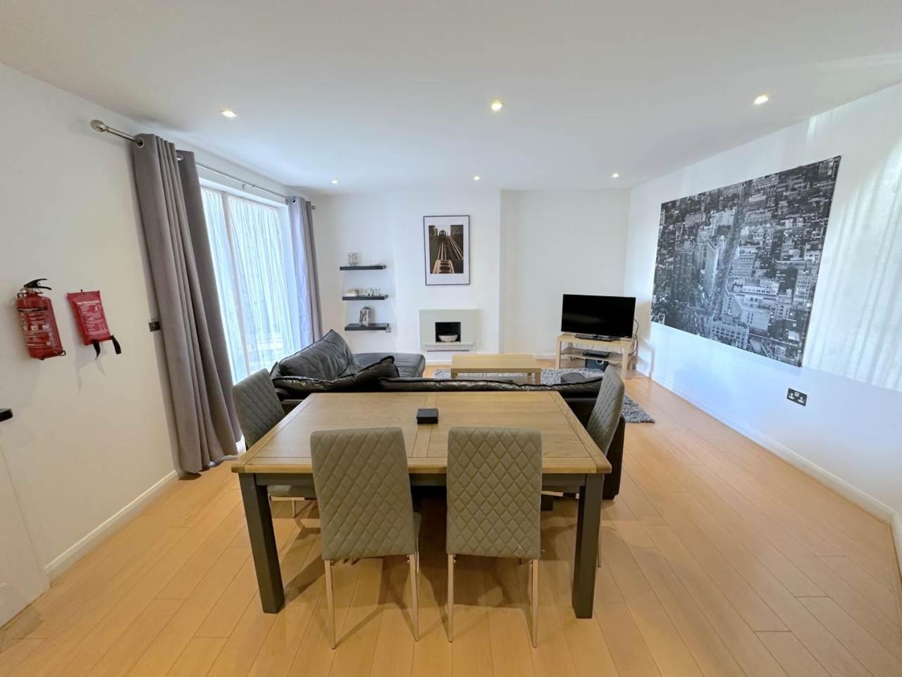 Parc Y Bryn Serviced Apartments Aberystwyth Zewnętrze zdjęcie
